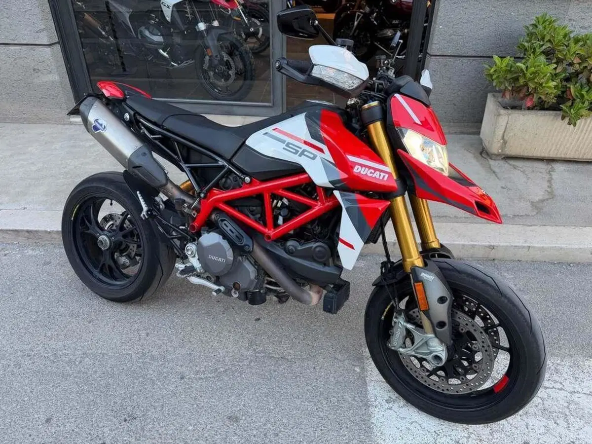 Ducati Hypermotard 950 SP (2022 - 25) (4)