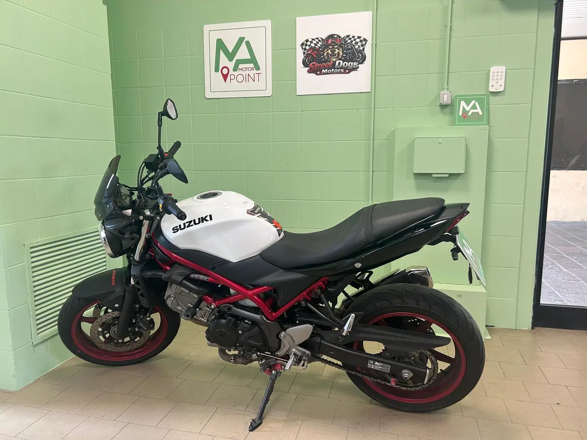 Suzuki SV650 (2021 - 24) (2)