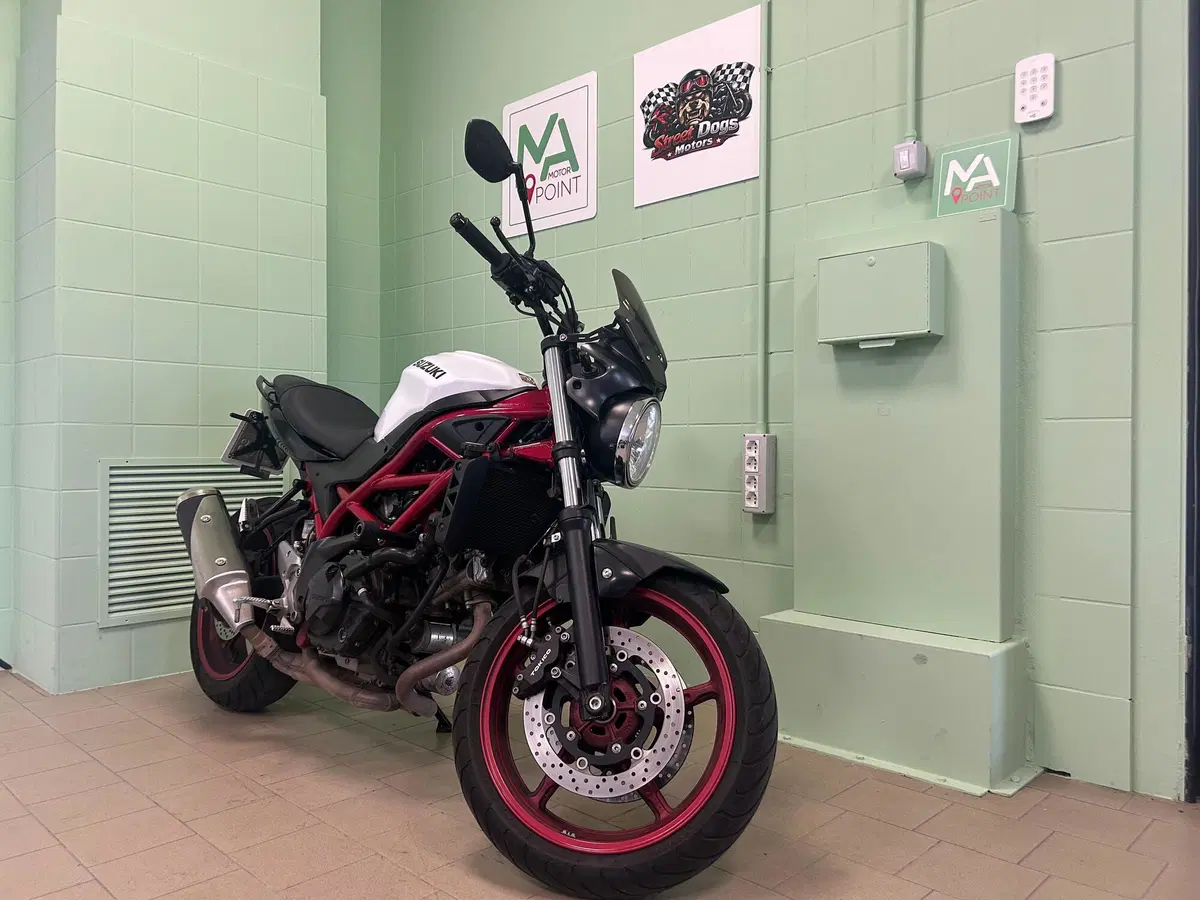 Suzuki SV650 (2021 - 24) (10)