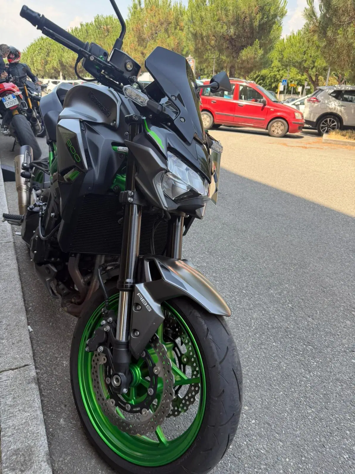 Kawasaki Z 900 (2021 - 24) (9)