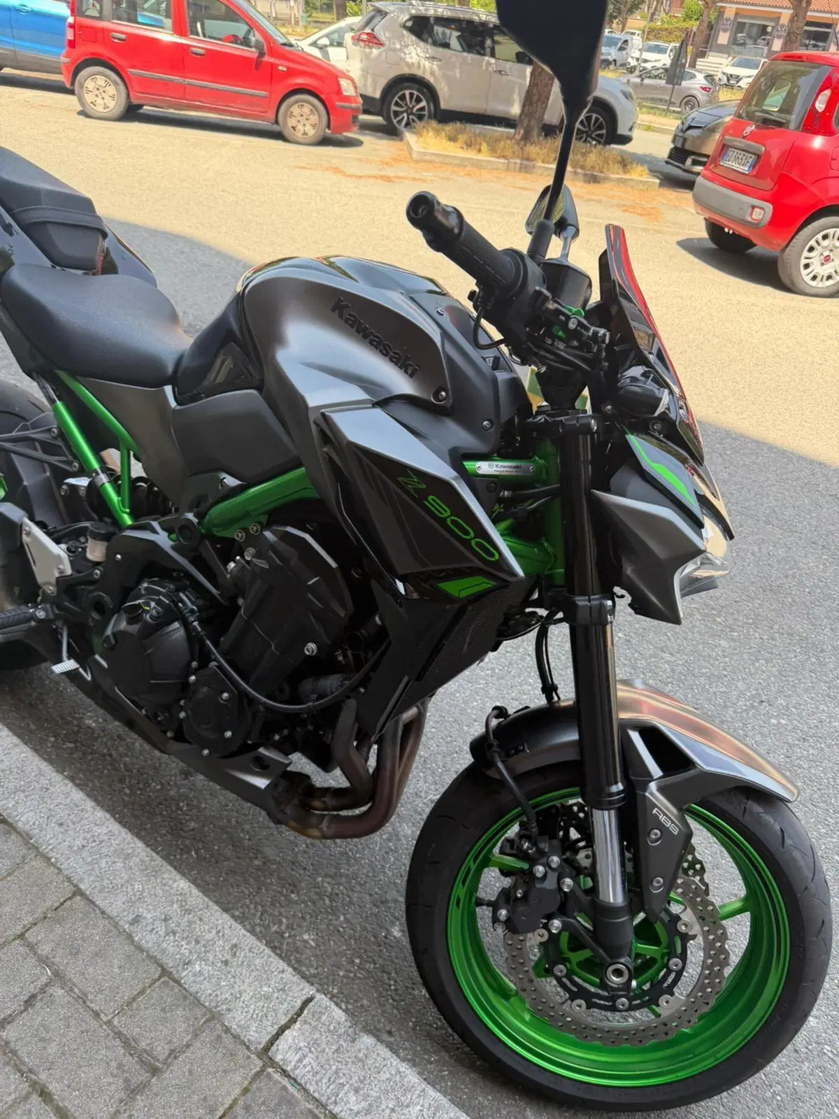 Kawasaki Z 900 (2021 - 24) (10)