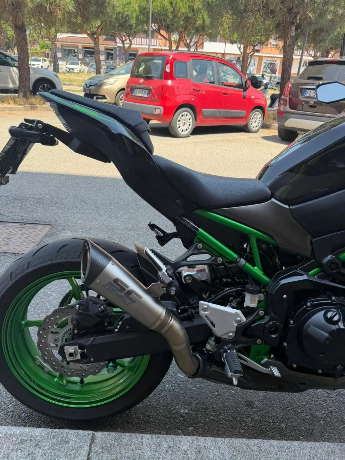 Kawasaki Z 900 (2021 - 24) (11)