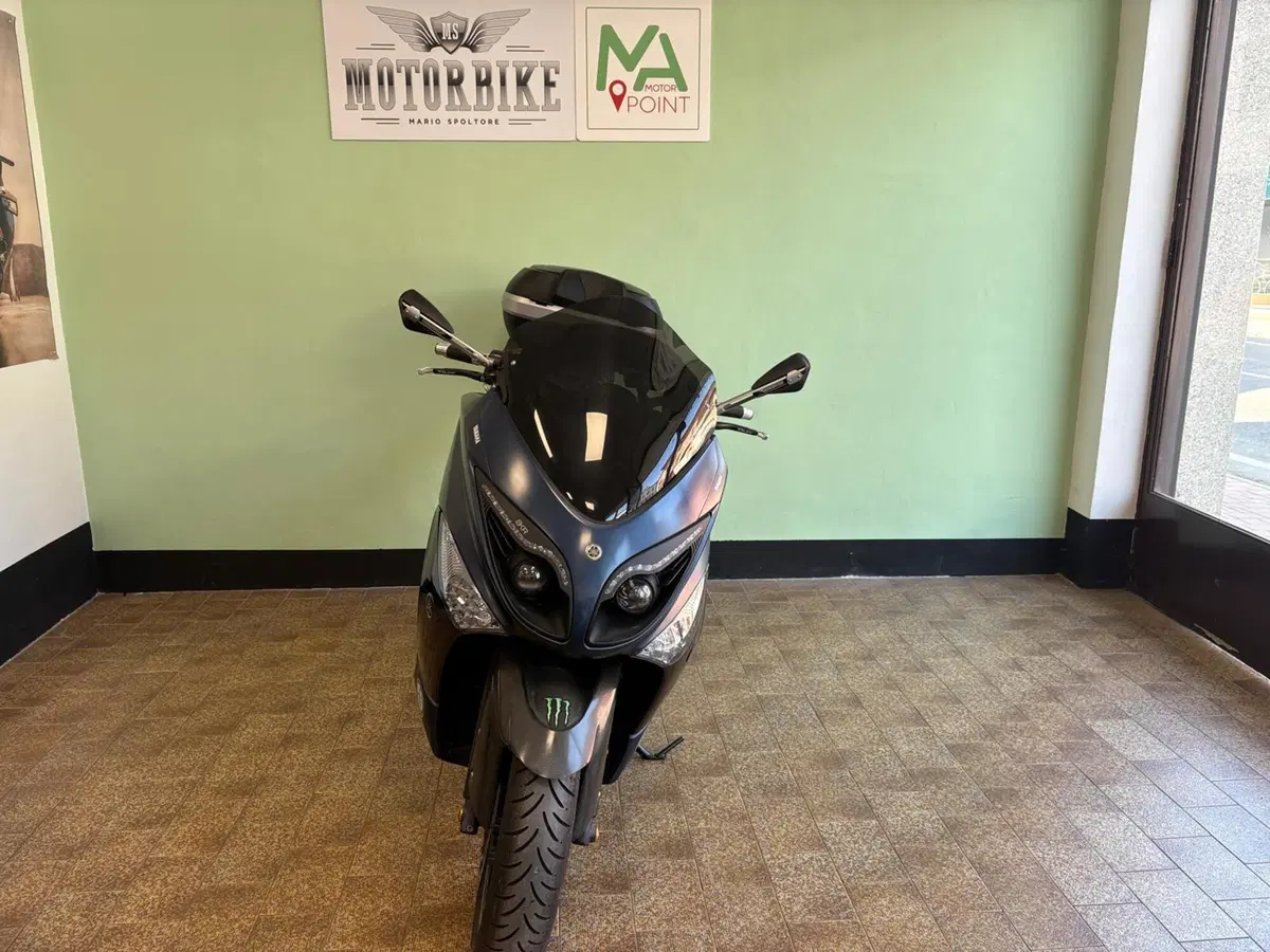 Yamaha T-Max 500 (2008 - 12) (2)