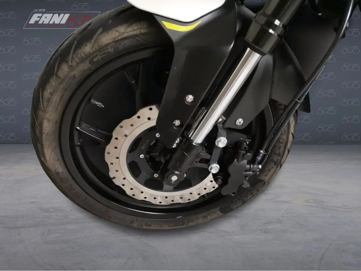 Benelli Leoncino 125 (2022 - 25) (5)