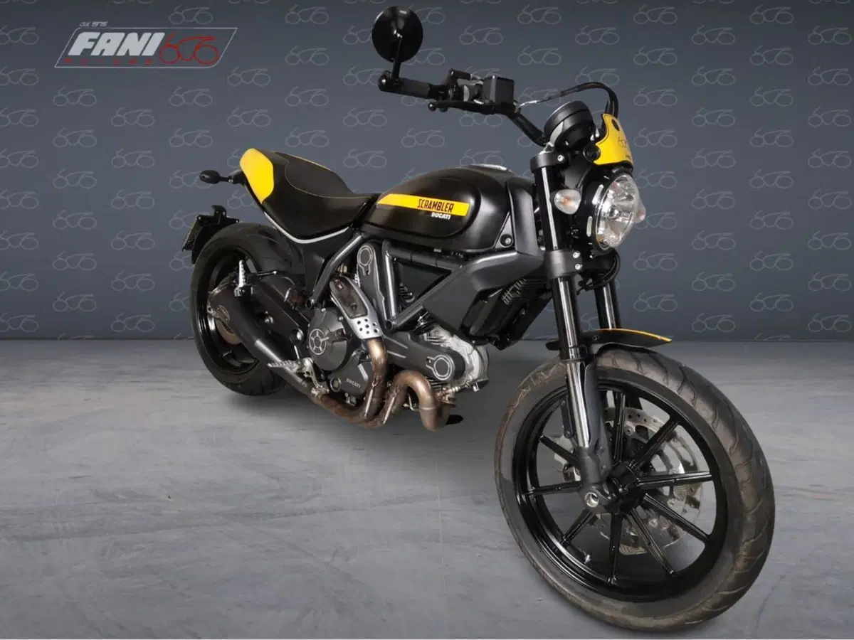 Ducati Scrambler 800 Full Throttle (2015 - 16) (2)