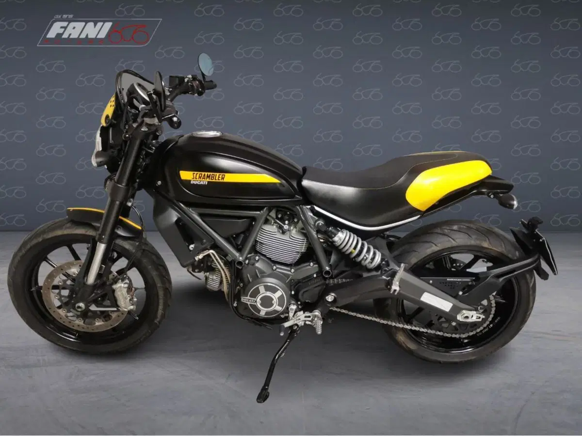 Ducati Scrambler 800 Full Throttle (2015 - 16) (4)