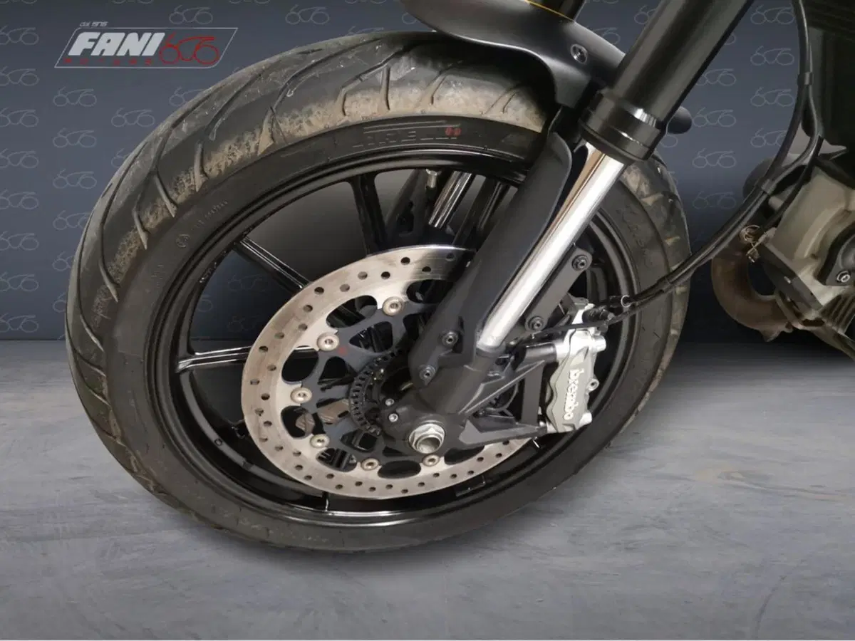 Ducati Scrambler 800 Full Throttle (2015 - 16) (6)