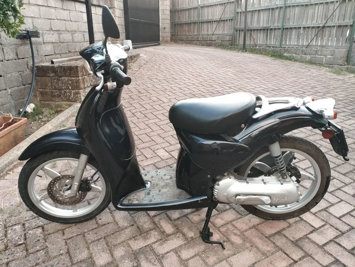 Aprilia Scarabeo 50 (1994 - 99) (6)