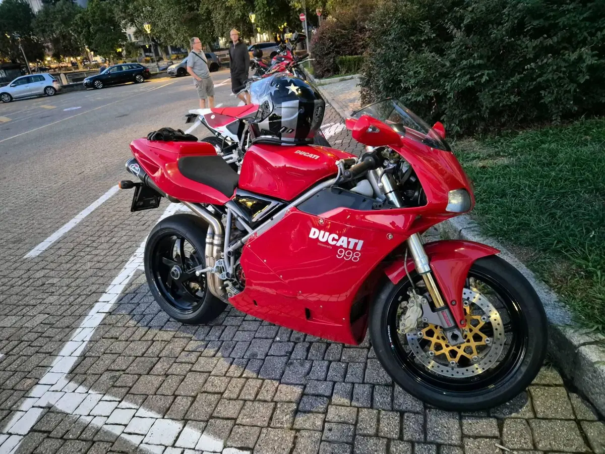 Ducati 998 (2001 - 02)