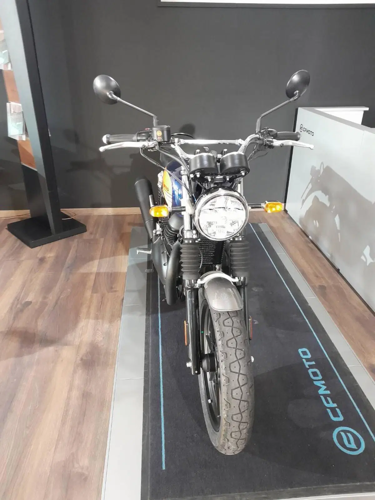 Royal Enfield Interceptor 650 (2021 - 26) (8)