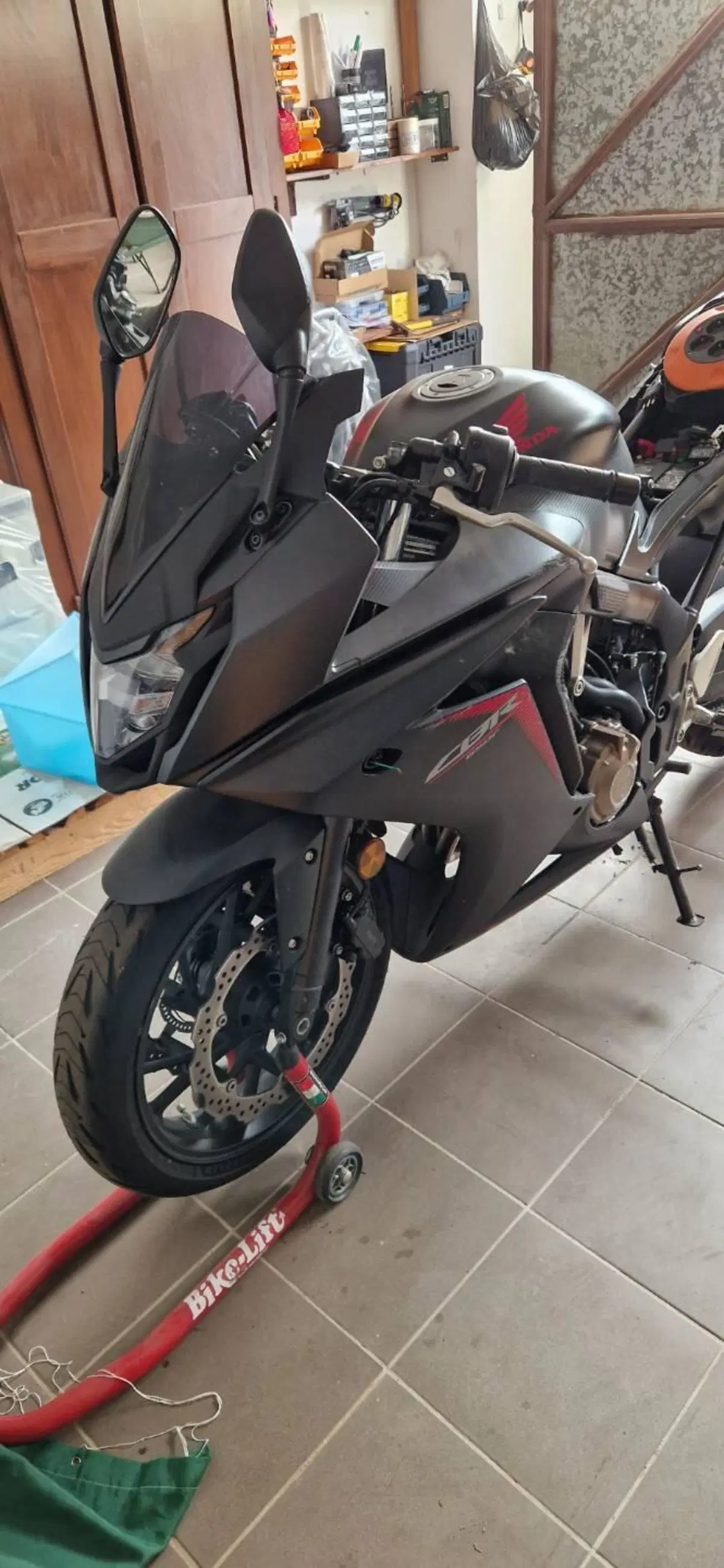 Honda CBR 650 F (2017 - 18)