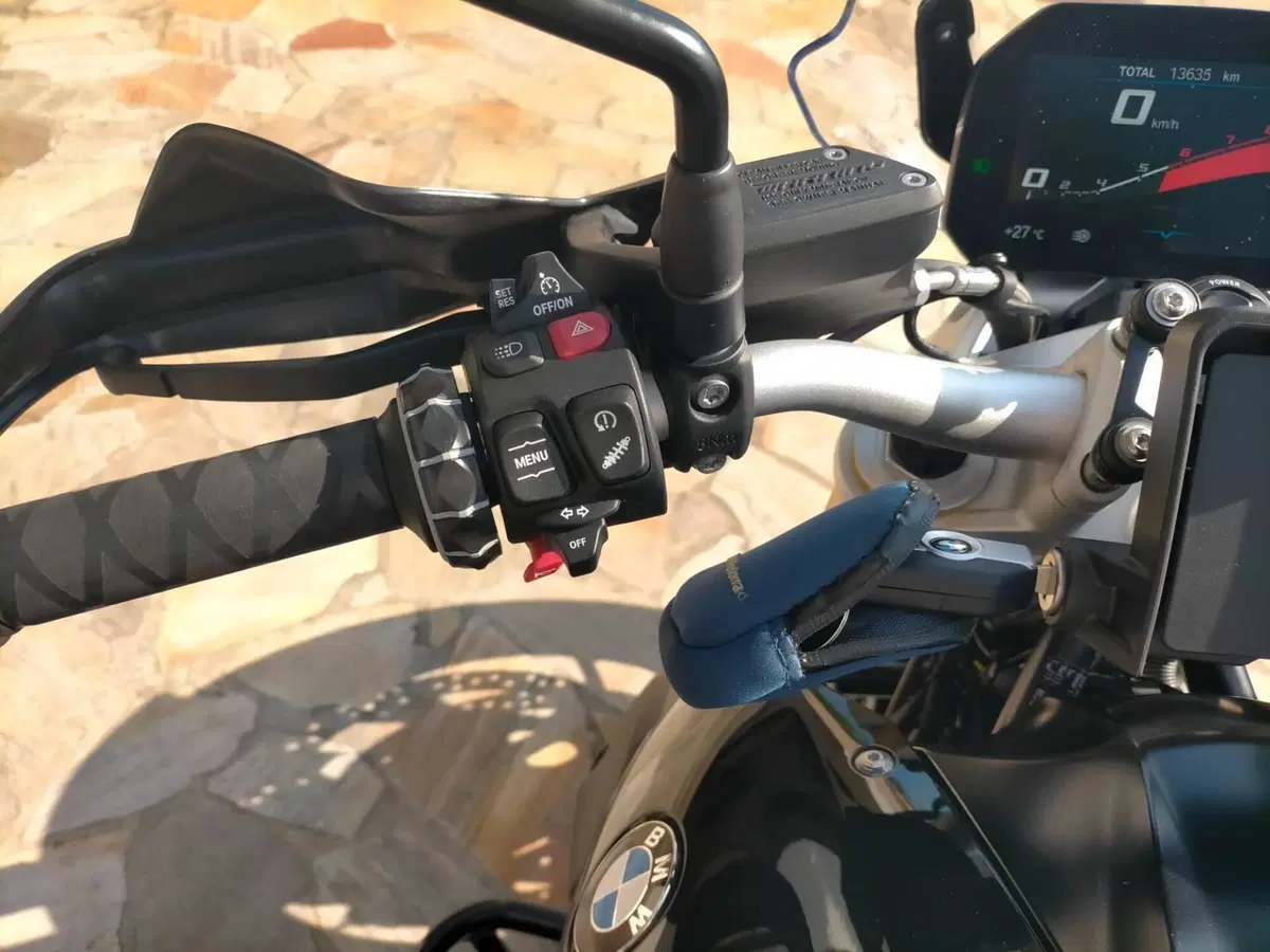 Bmw R 1250 R (2021 - 25) (5)