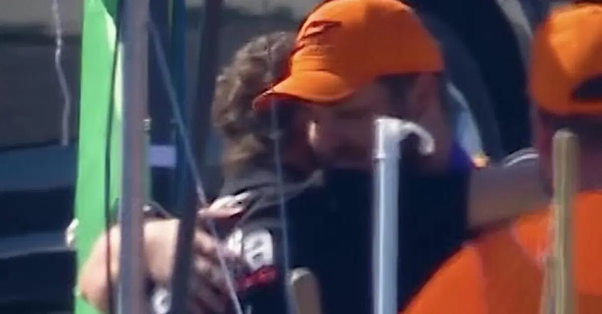 MotoGP 2026. GP della Repubblica Ceca. Marco Bezzecchi &egrave; andato a parlare con il marshal, le sue parole: "Mi scuso con tutti" [VIDEO]