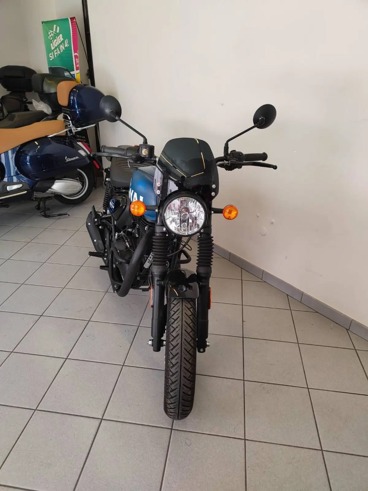 Royal Enfield HNTR 350 (2022 - 26) (6)