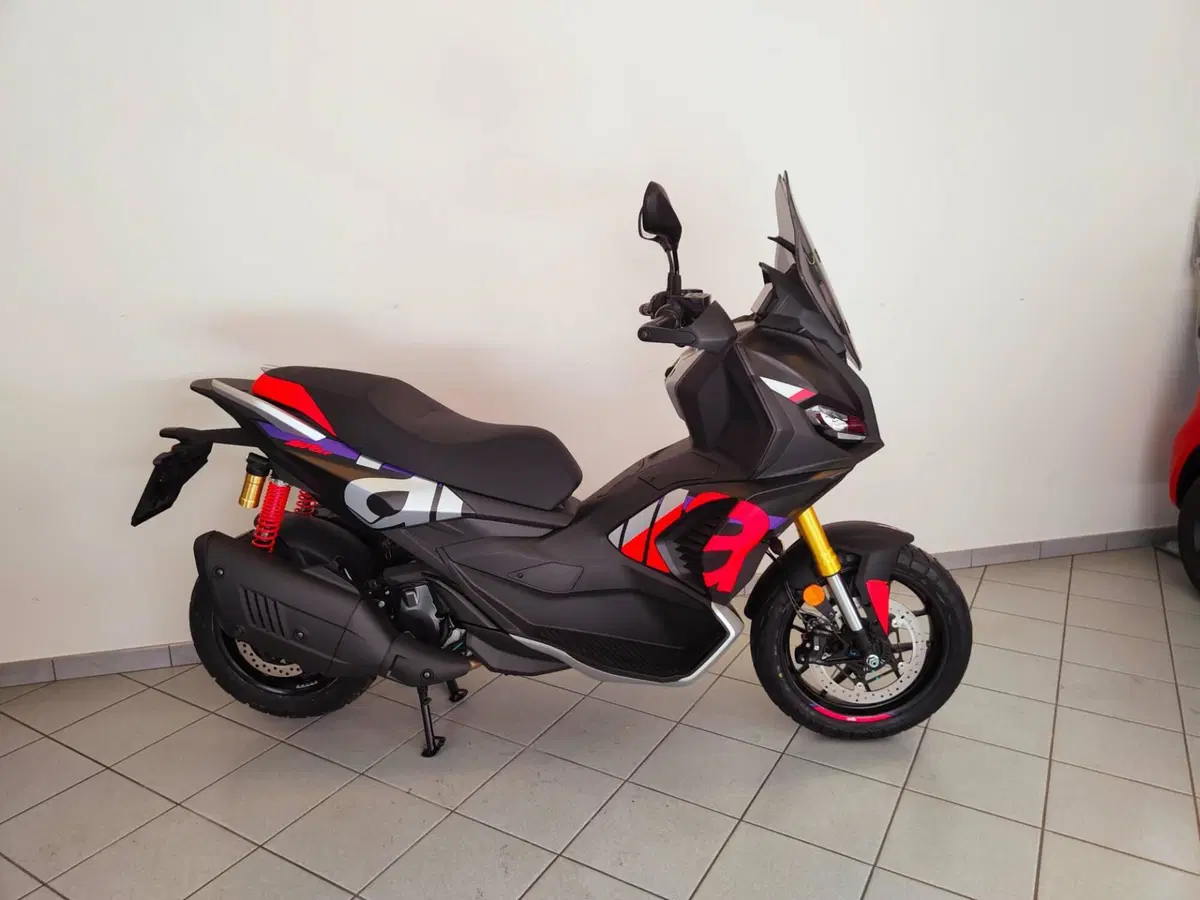 Aprilia SR GT 400 (2026) (2)