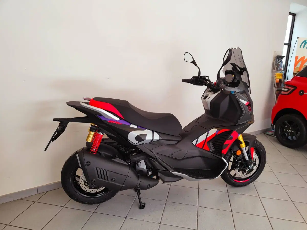 Aprilia SR GT 400 (2026) (7)