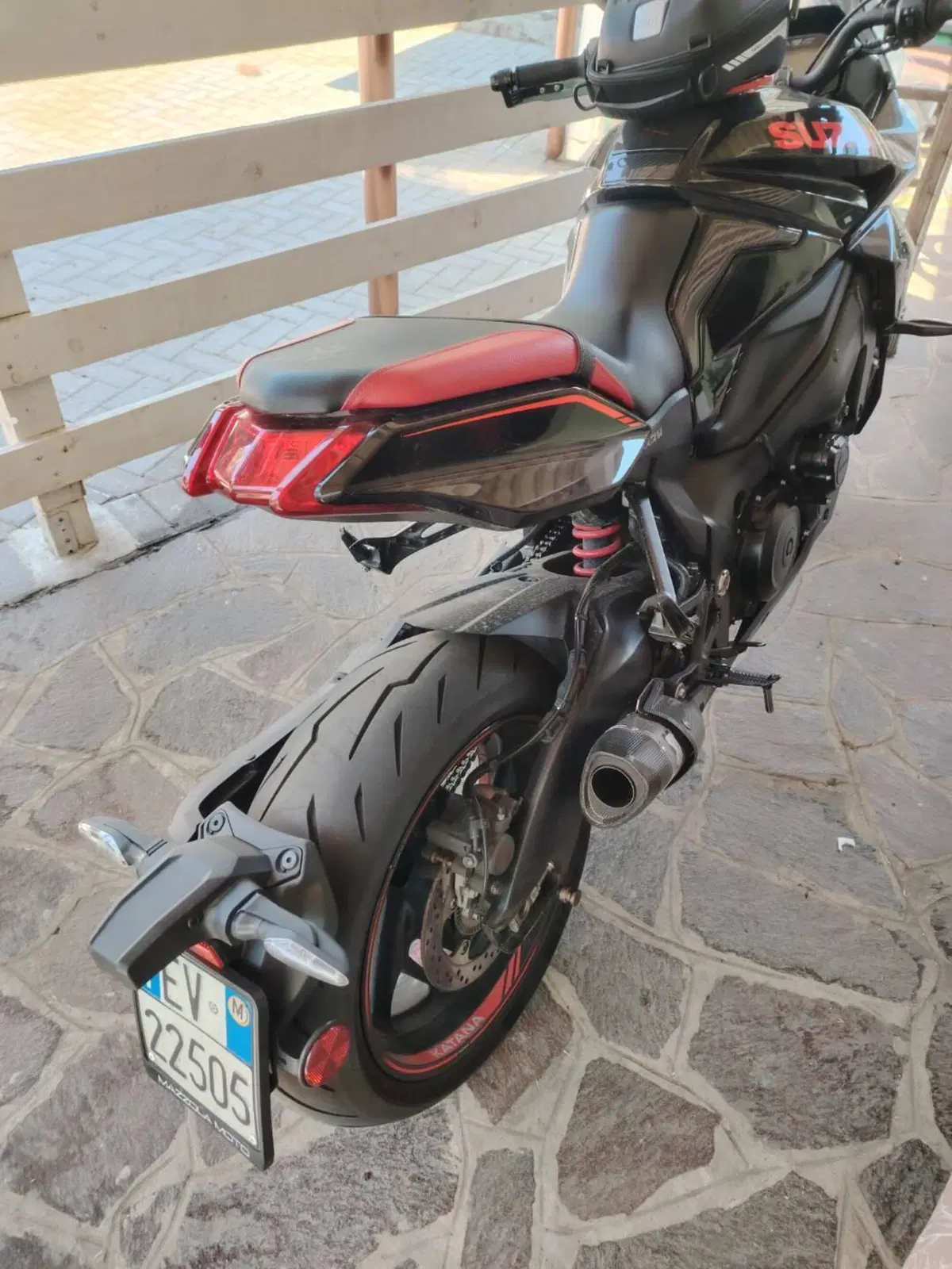 Suzuki Katana 1000 Jindachi (2019 - 20) (3)