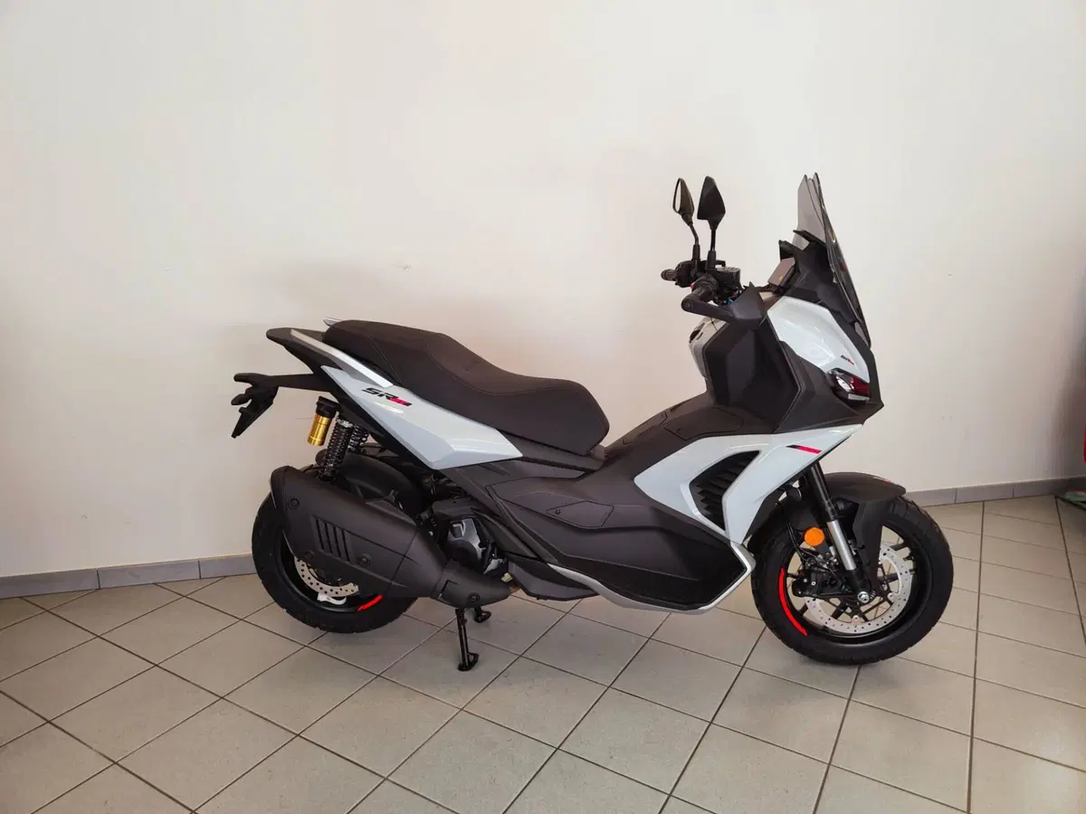 Aprilia SR GT 400 (2026) (3)