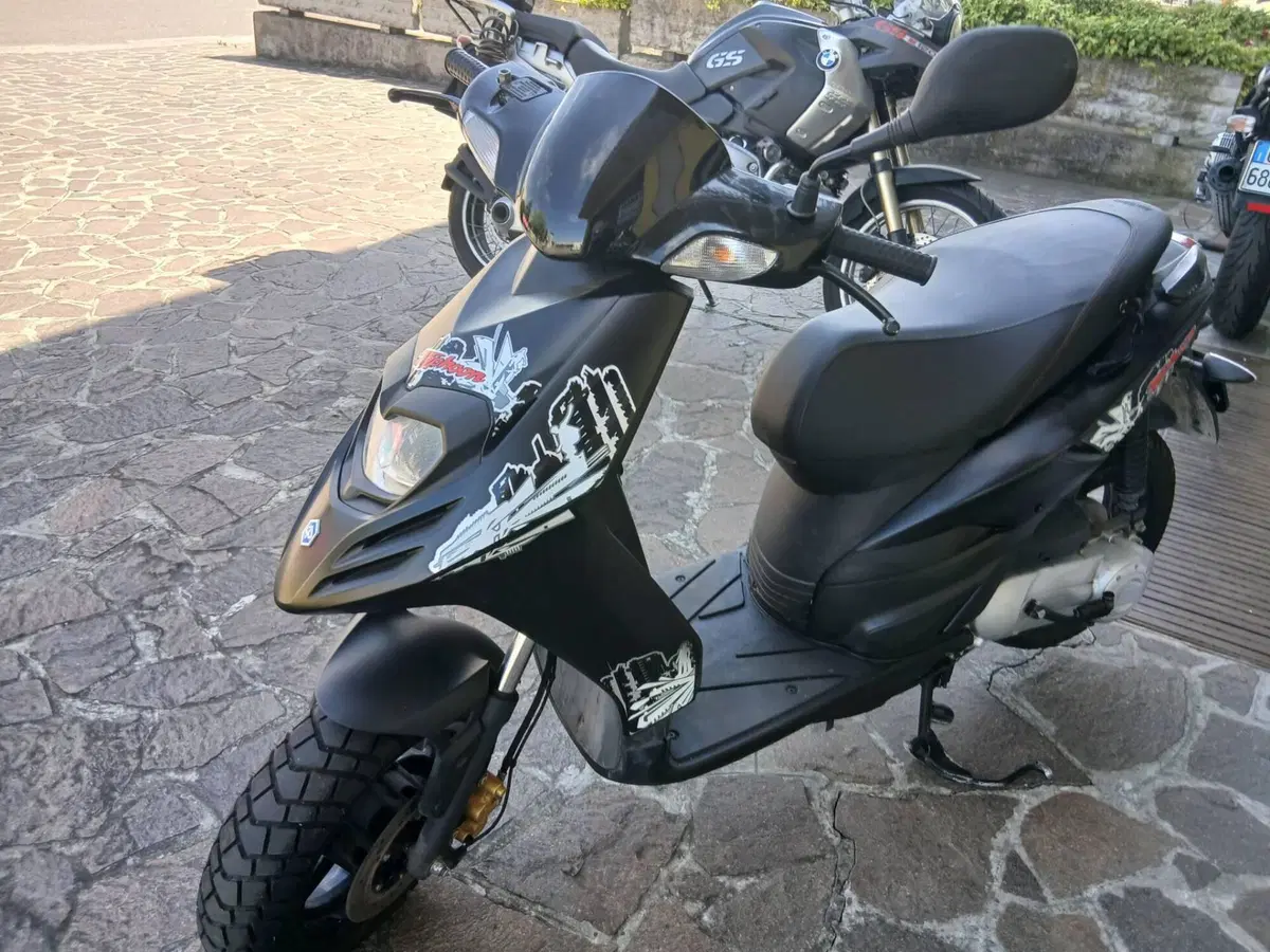Piaggio Typhoon 50 (2018 - 20) (2)