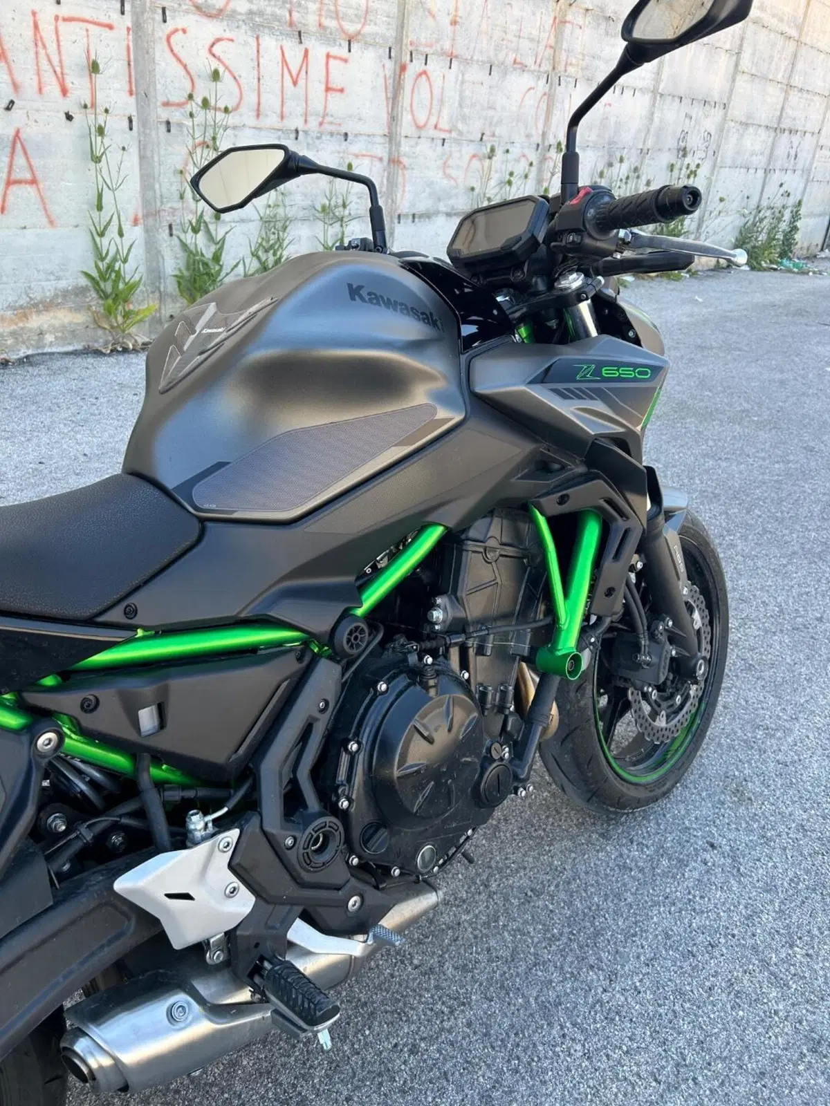Kawasaki Z 650 (2021 - 24) (5)