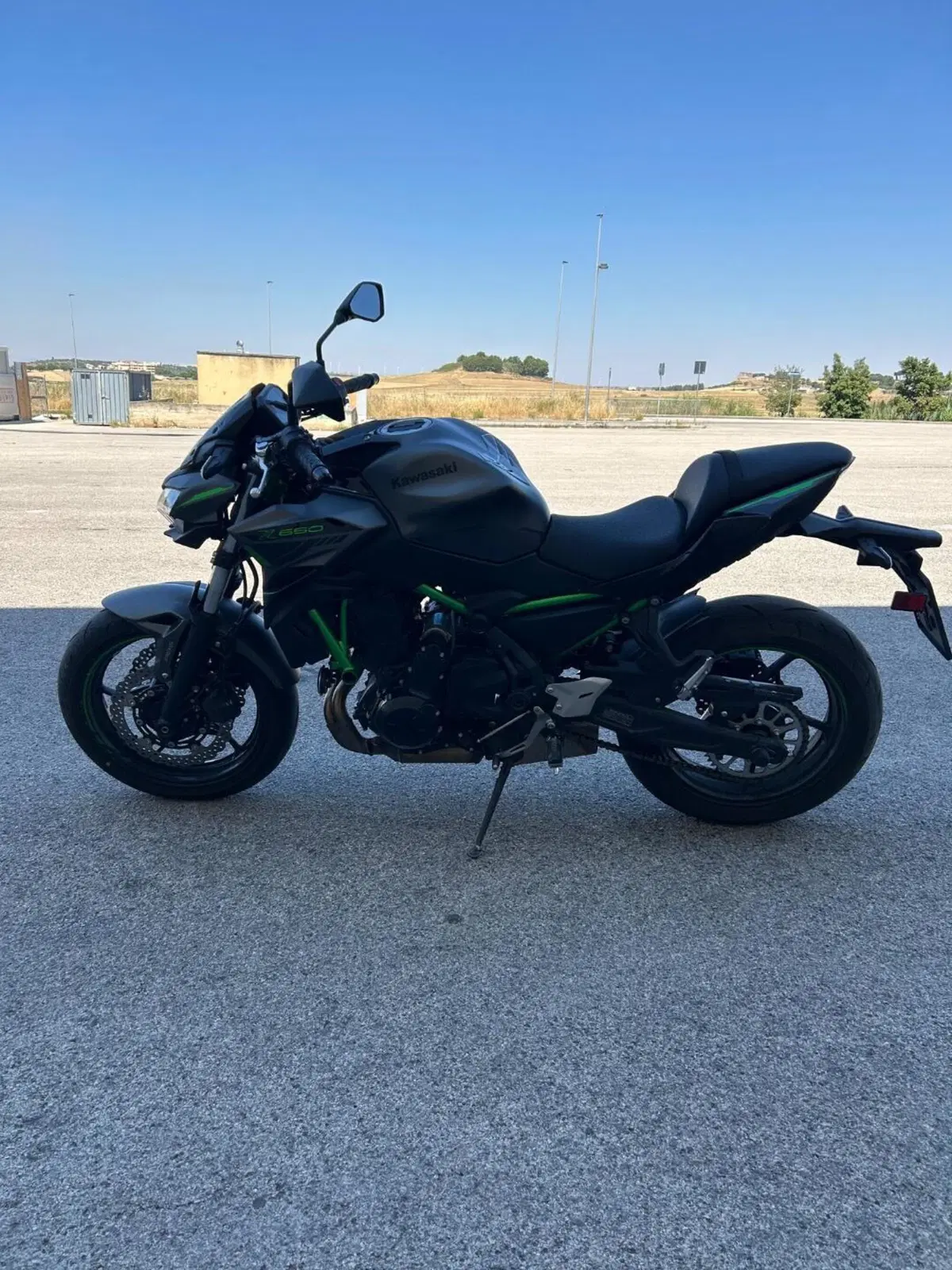 Kawasaki Z 650 (2021 - 24) (7)