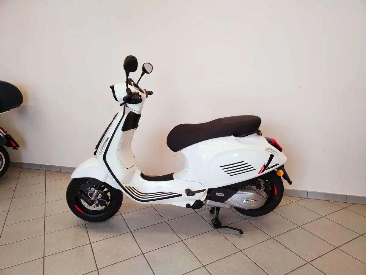 Vespa Sprint 125 S (2026) (2)