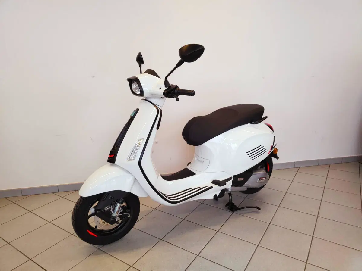 Vespa Sprint 125 S (2026) (4)