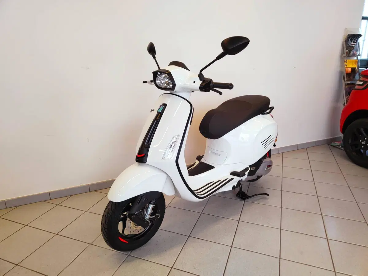 Vespa Sprint 125 S (2026) (5)