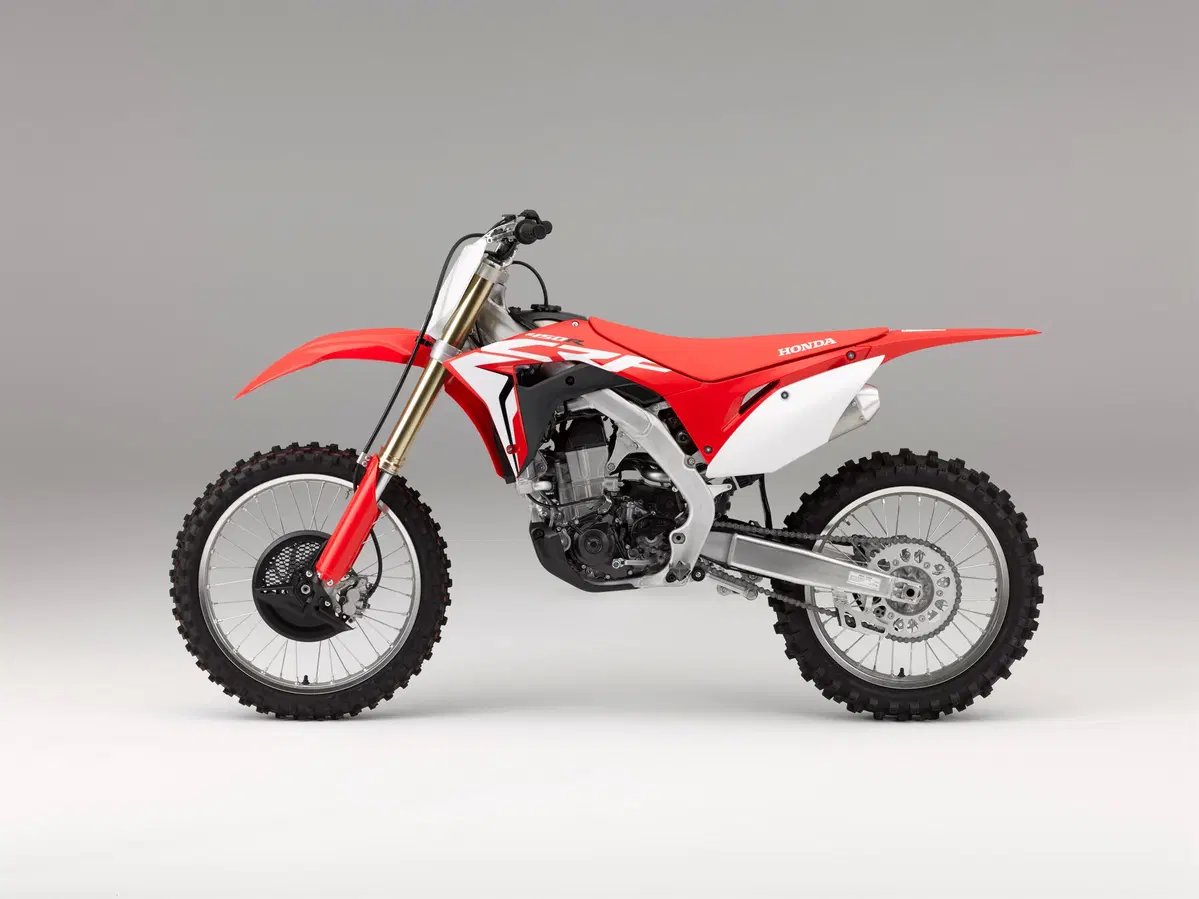Honda CRF450R 2017. Foto e dati (4)