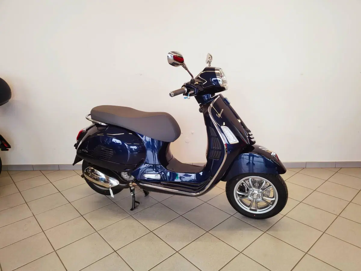 Vespa GTS 310 (2025 - 26) (2)