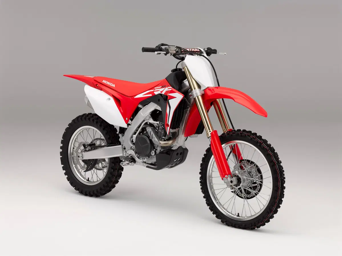 Honda CRF450R 2017. Foto e dati (6)