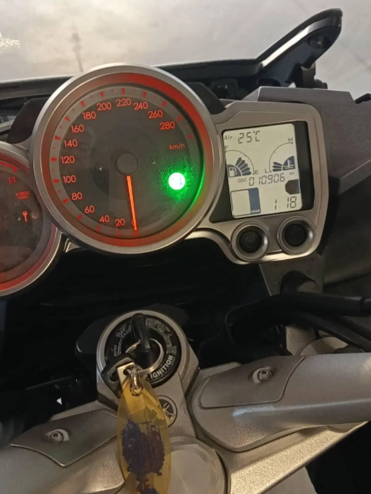 Yamaha FJR 1300 ABS (2005 - 06) (2)