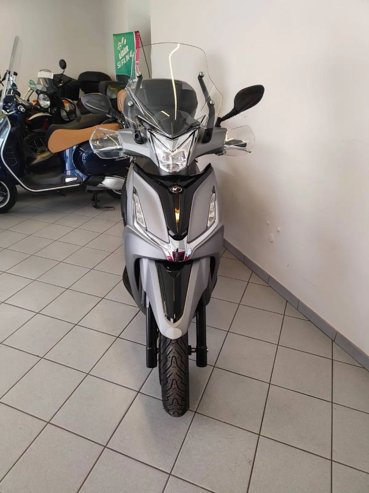 Kymco Agility 300i Noodoe (2020) (4)