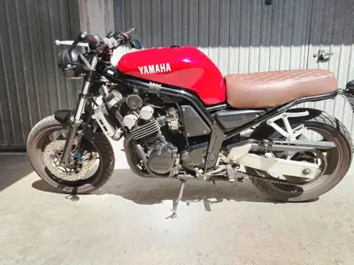Yamaha FZS 600 Fazer (1998 - 01) usata