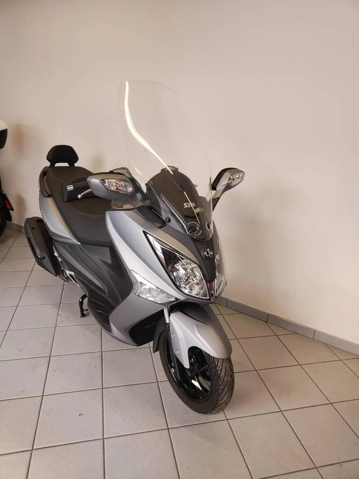 Sym Joymax 300 i ABS (2012 - 18) (4)