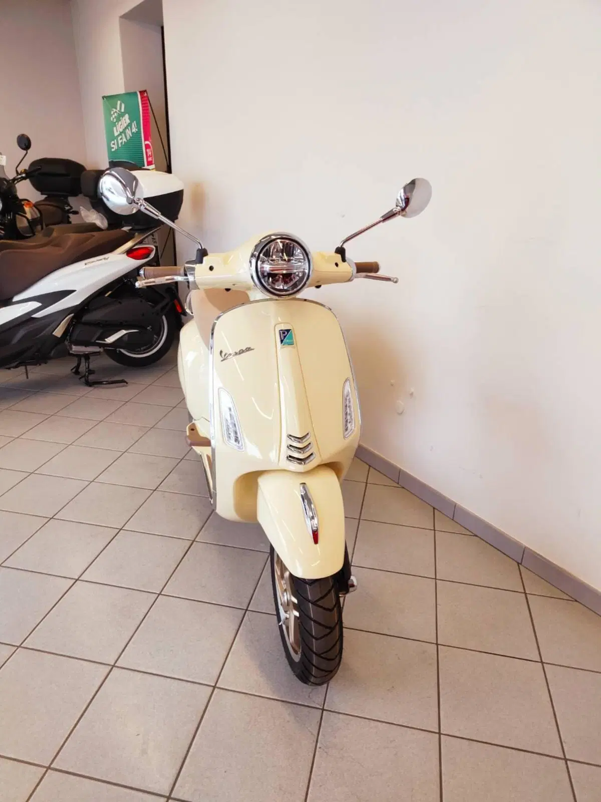 Vespa Primavera 125 S (2026) (6)