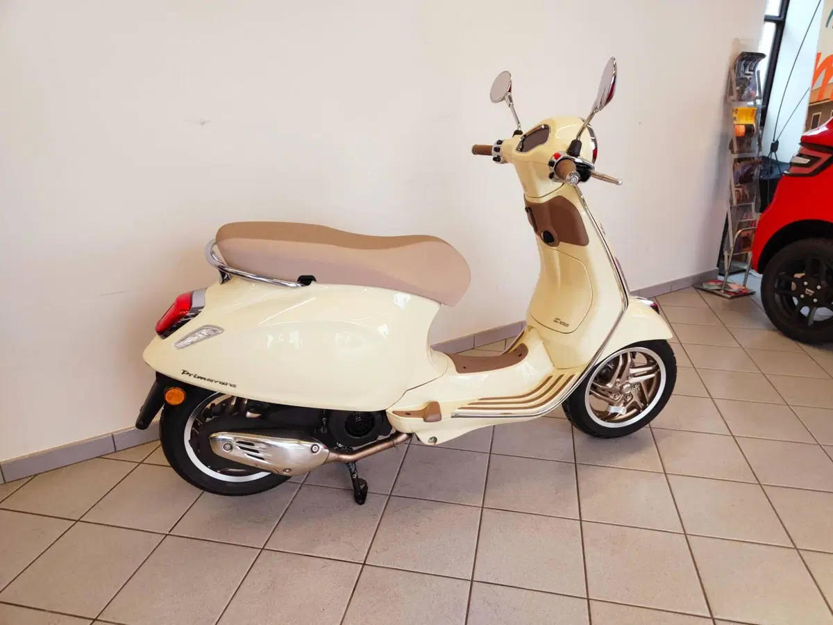 Vespa Primavera 125 S (2026) (7)