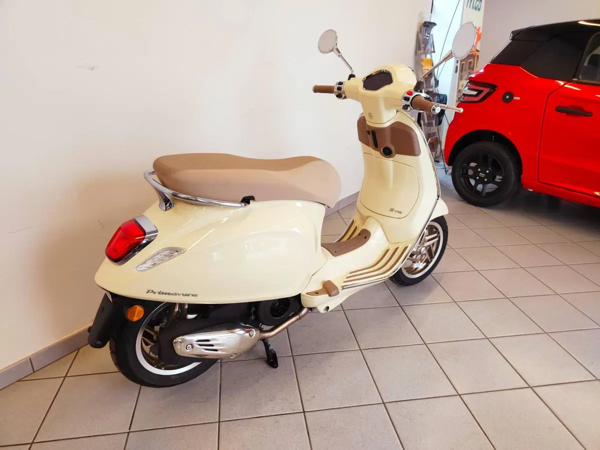 Vespa Primavera 125 S (2026) (8)