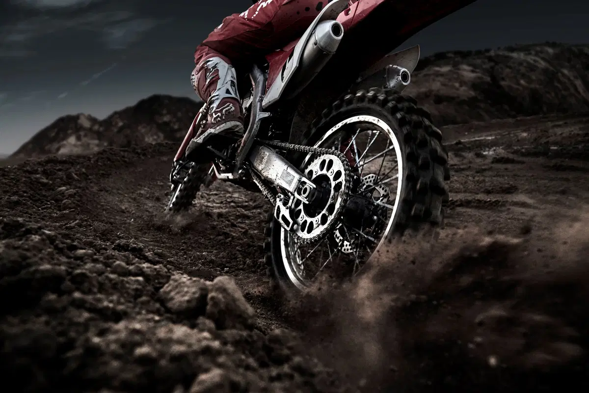 Honda CRF450R 2017. Foto e dati (66)