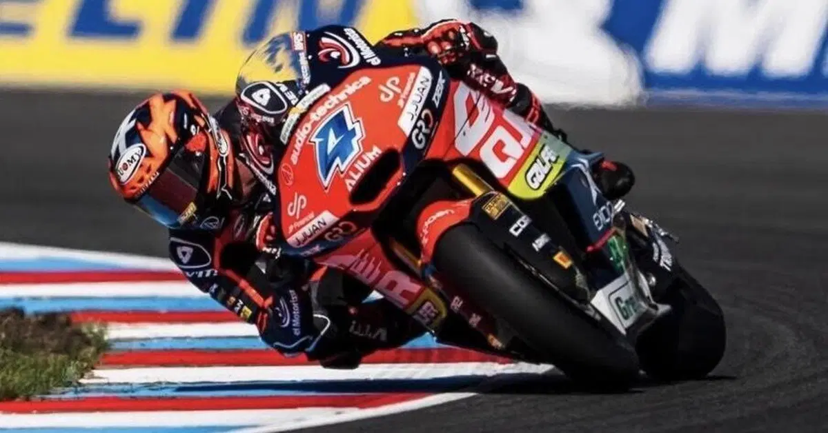MotoGP 2026. GP della Repubblica Ceca. Moto2: Ivan Ortola vince su David Alonso con un sorpasso all'ultima curva! Completa il podio Filip Salac [CLASSIFICA]