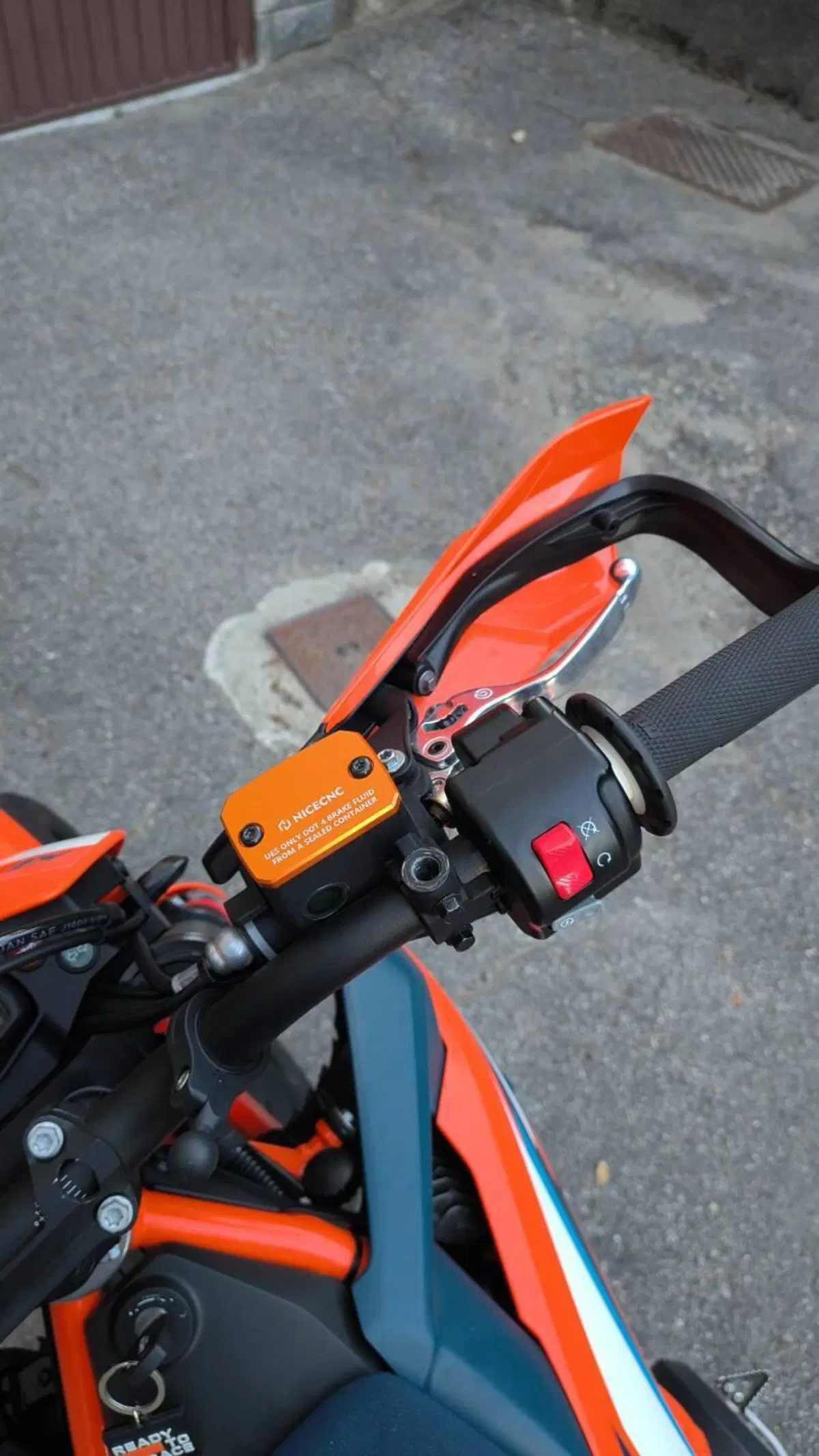 KTM 690 SMC R (2023 - 25) (9)