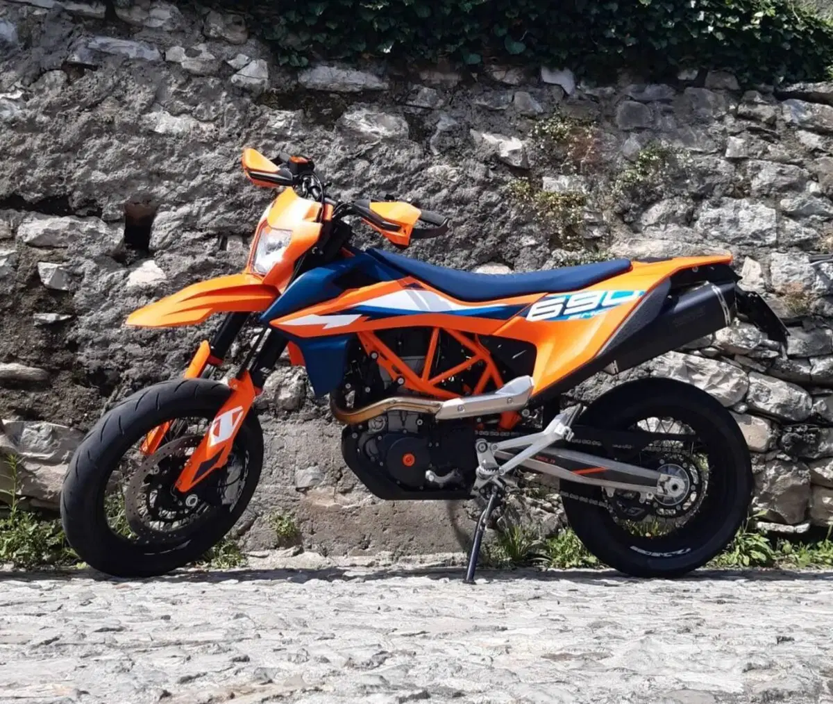 KTM 690 SMC R (2023 - 25) (2)