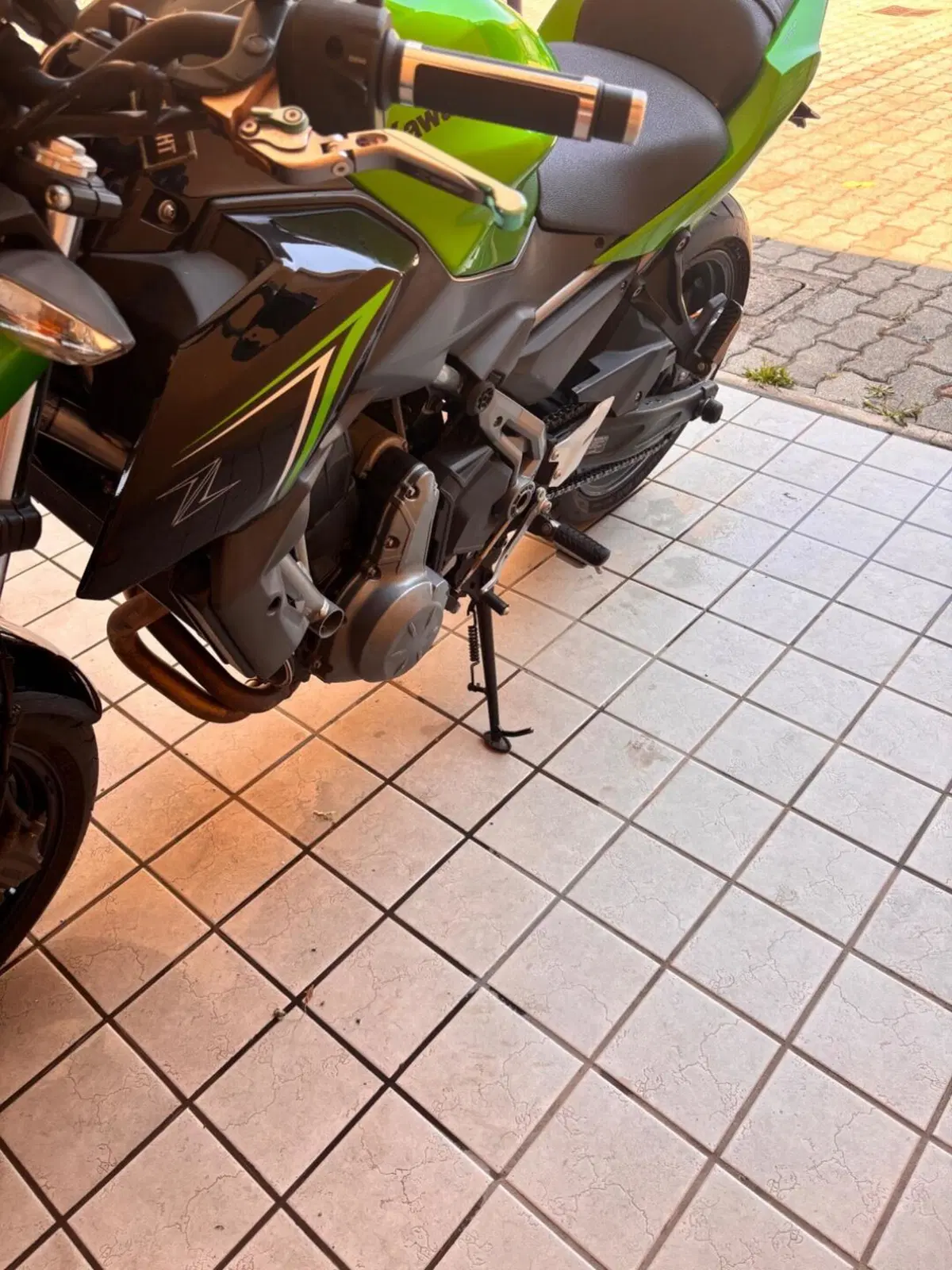 Kawasaki Z 650 (2017 - 19) (5)
