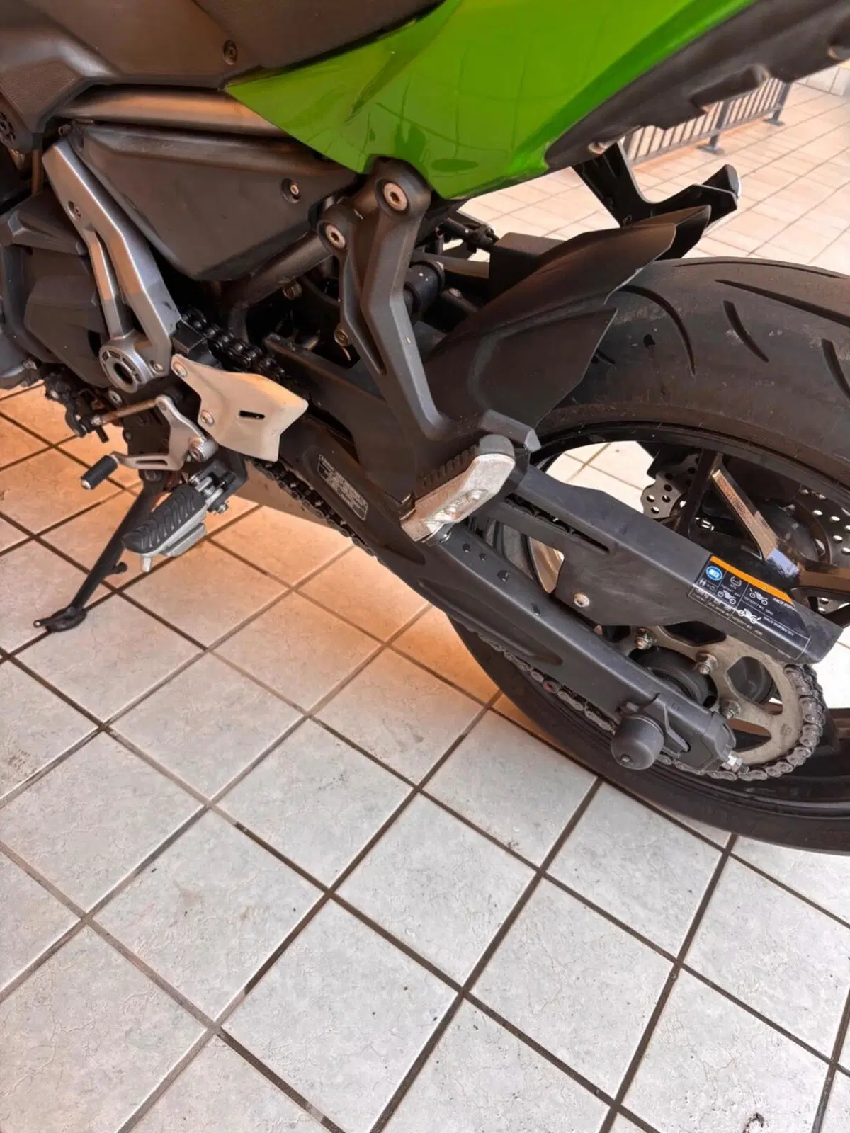 Kawasaki Z 650 (2017 - 19) (6)