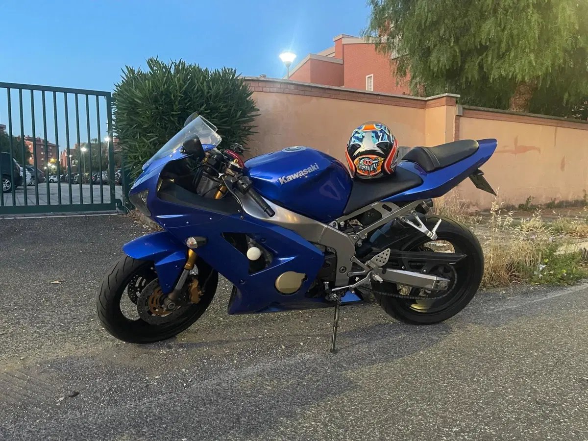 Kawasaki Ninja 636 ZX-6R (2003 - 04) (2)
