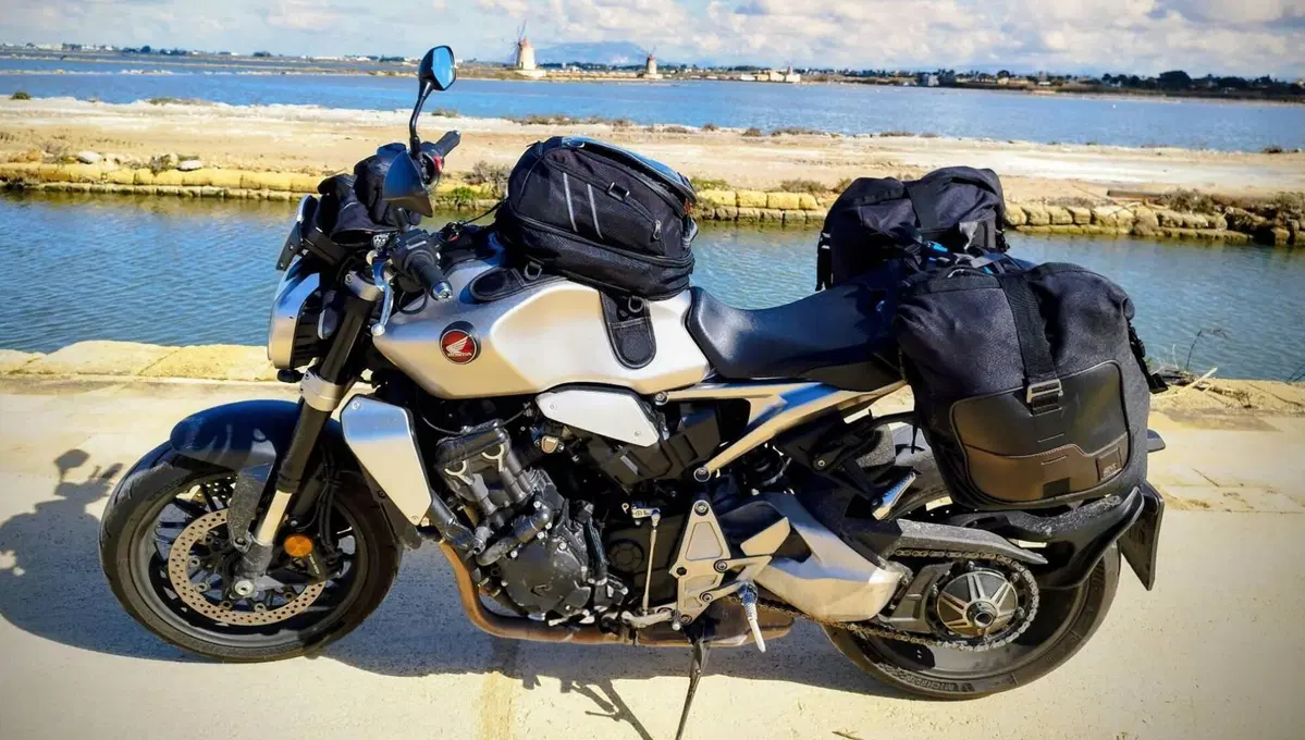 Honda CB 1000 R (2021 - 25) (4)