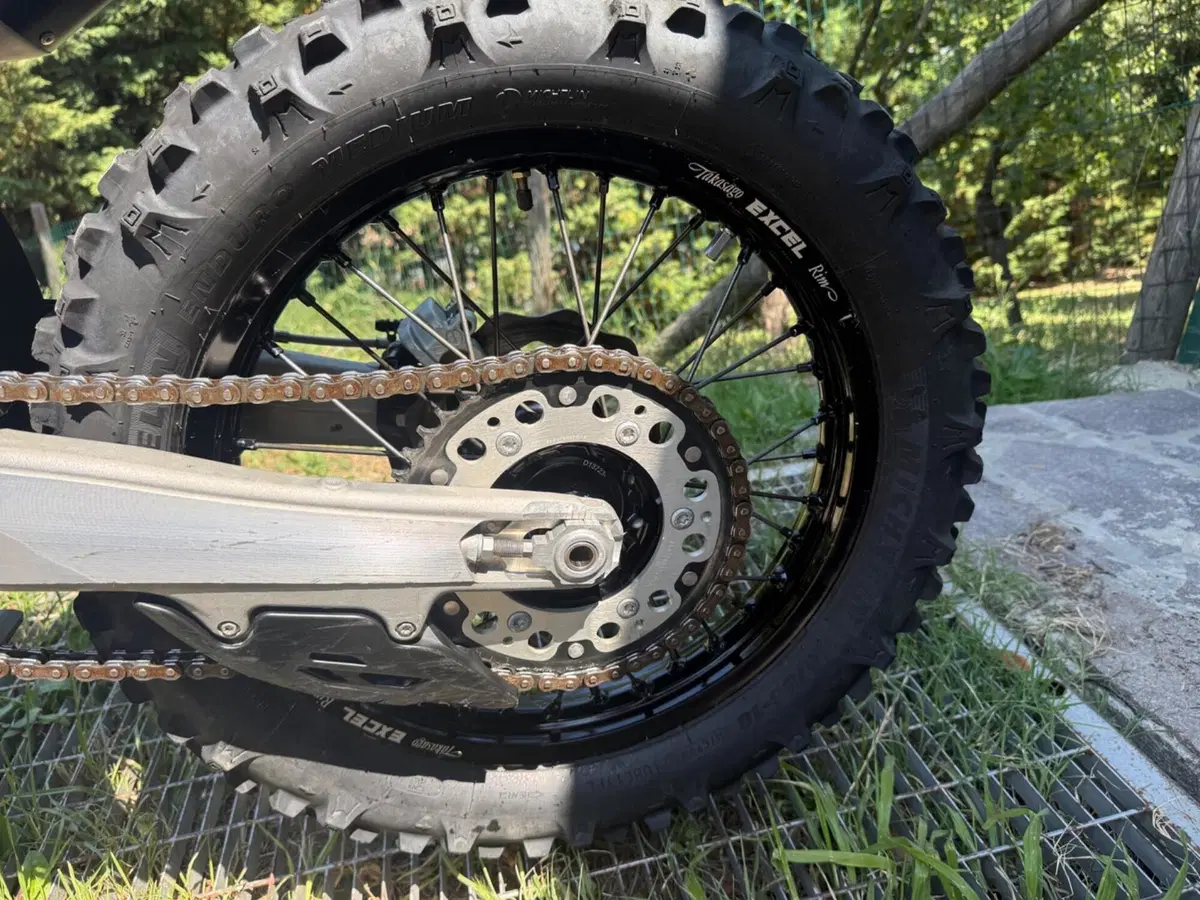 Husqvarna FE 350 Pro (2024) (12)