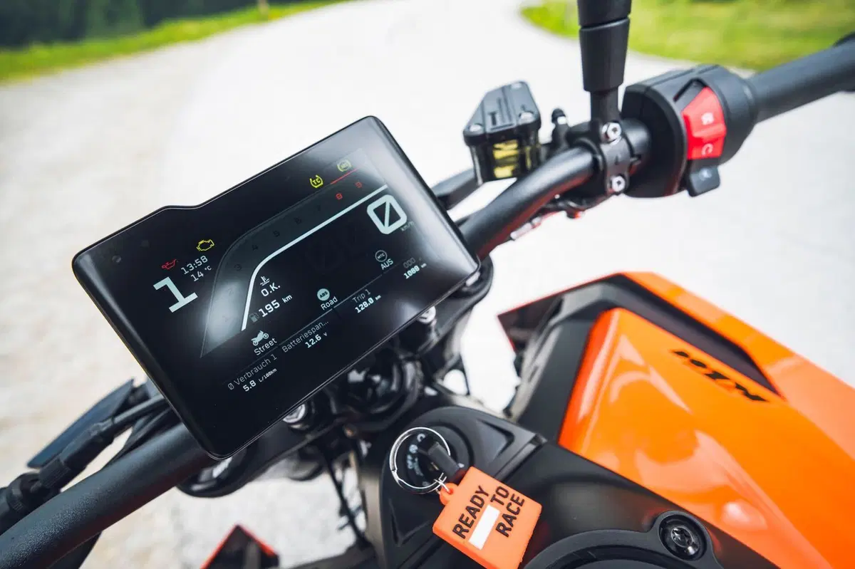 KTM 790 DUKE (3)