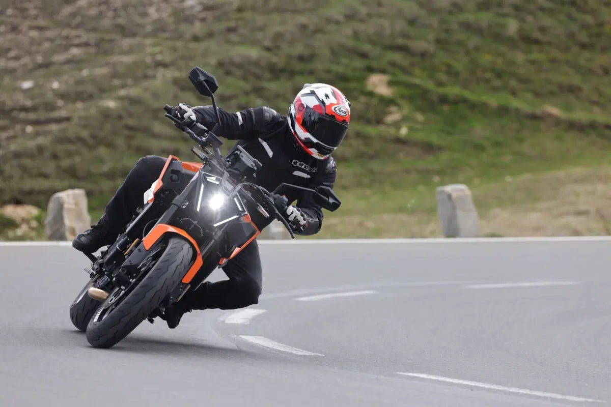 KTM 790 DUKE (23)