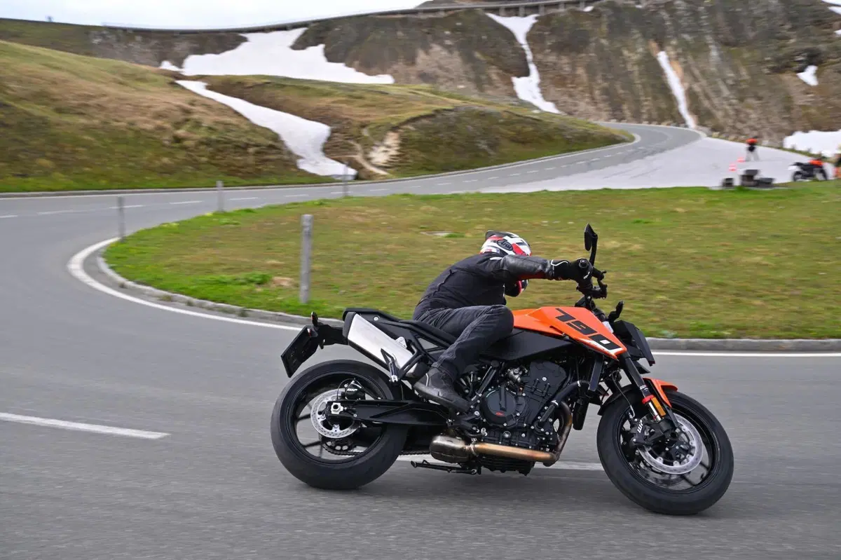 KTM 790 DUKE (26)